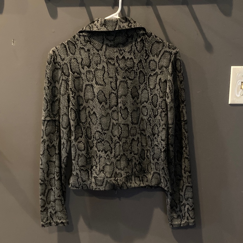Lemon Tart size small black &gray moto jacket look sweater excellent condition - Picture 3 of 5
